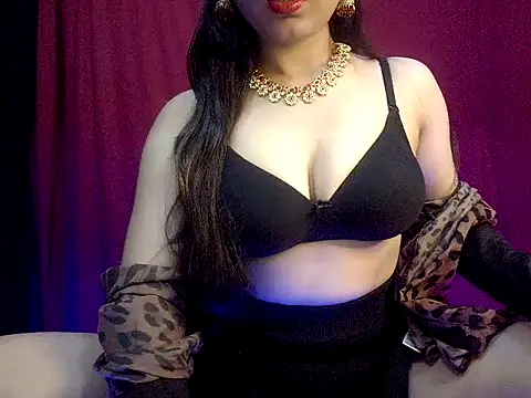 nadia_doll69 live cam on StripChat