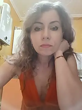 TaynaSecret live cam on StripChat