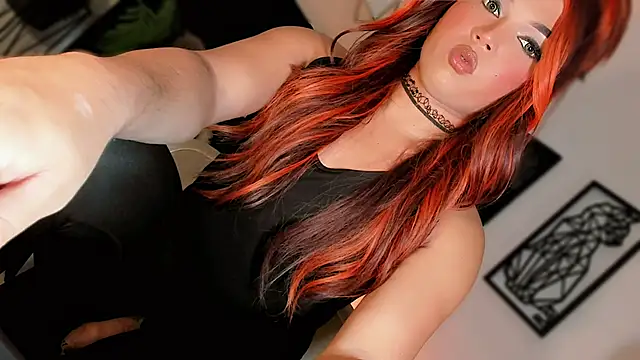 misstreslatin live cam on StripChat