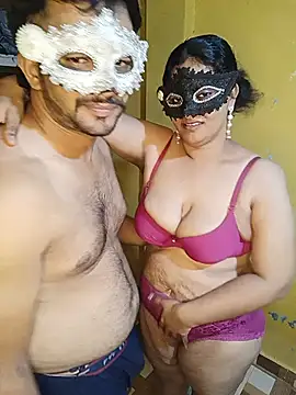 Crushme_cpl live cam on StripChat