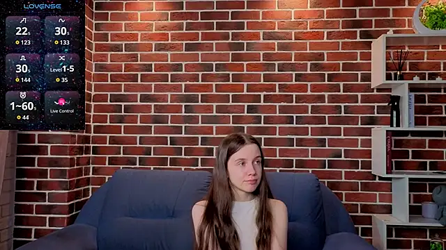 MyrtaMcclaney webcam
