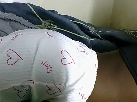 flirtycharm20 webcam
