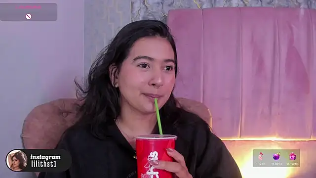 lilithst_ live cam on StripChat