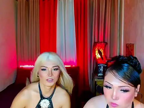 Phenomenal_Shemale webcam