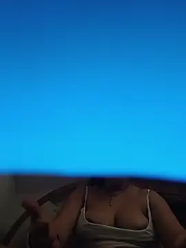 saralamiss live cam on StripChat
