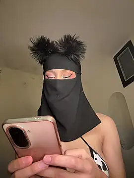 arabayla (F teen) - Rub Clit 💦فرك البظر