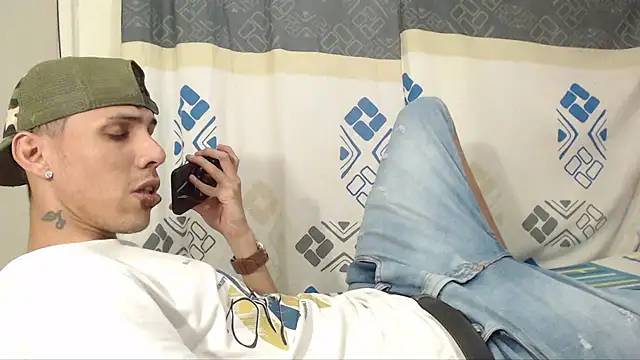 kingfm live cam on StripChat
