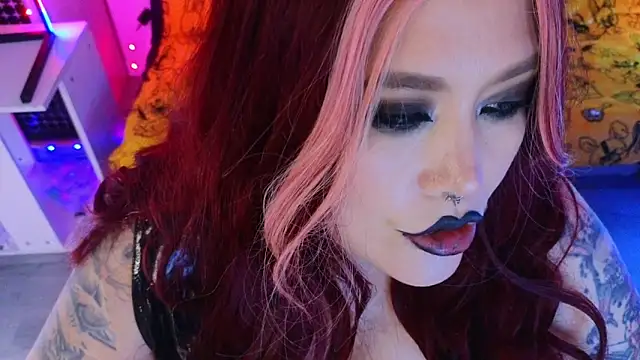 wickedxqueen webcam