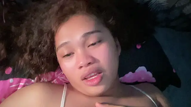 Exotic_alyssa69 webcam