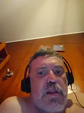 PilotingMuchness webcam