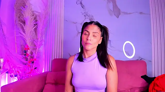 LunaRossie_ webcam