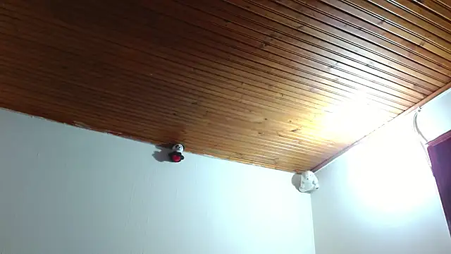 evolettee______ - Evolettee______'s free webcam - UK Sex Cams