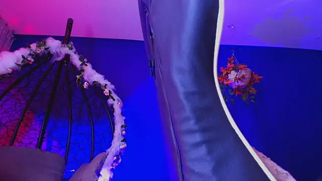 GoddessJulieta_ webcam