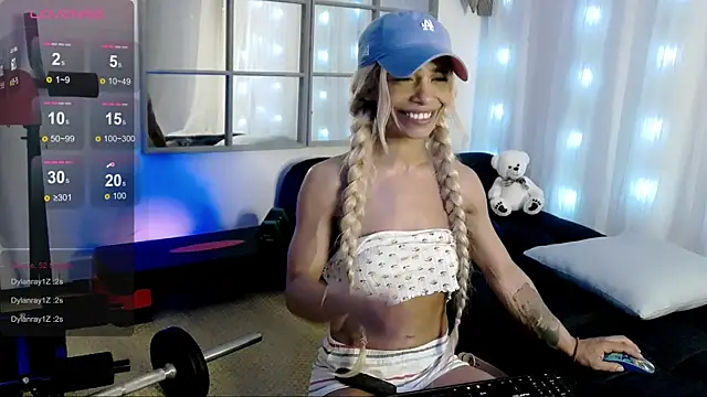 SarahRaynex webcam