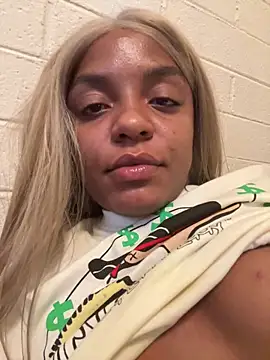 BuyMyFatAss webcam