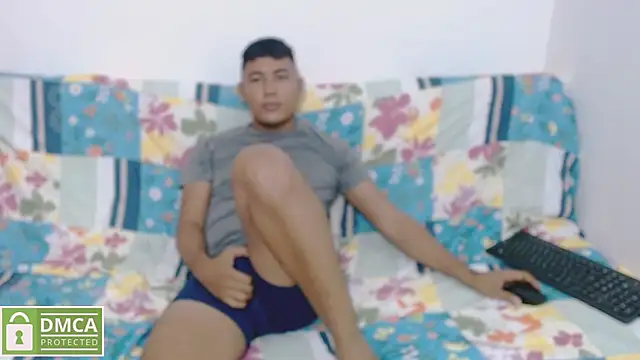 Denzel_Ass26 webcam