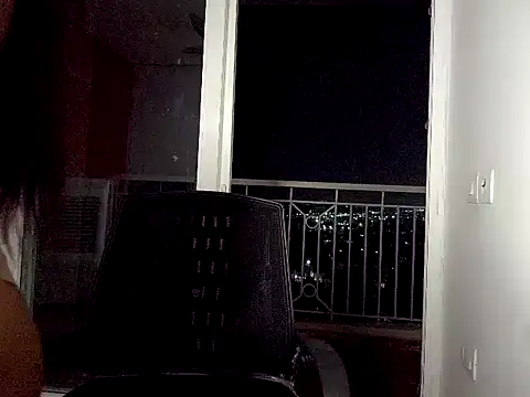Yalinaa07 webcam