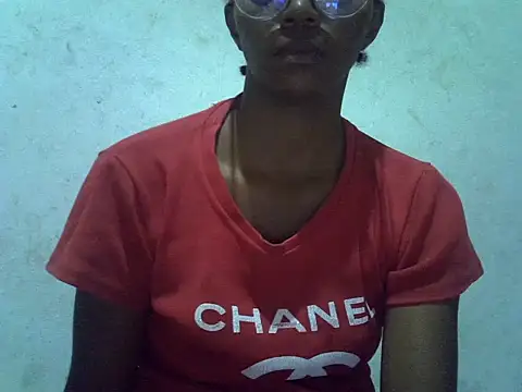 ElianeHot live cam on StripChat