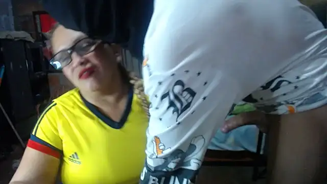 MOTHER_AND_SON09