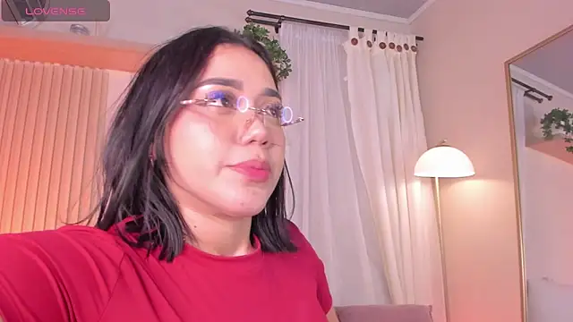 mara_brooks webcam