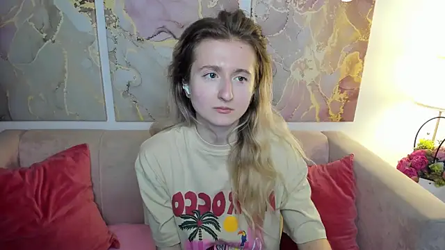 CamillaDreamer webcam