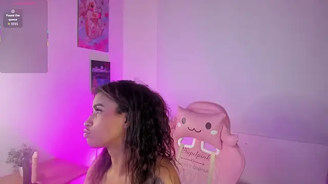 MoonRose__ webcam