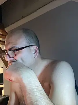 Guapo007sexy webcam
