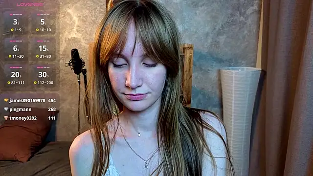 DelinaVV webcam
