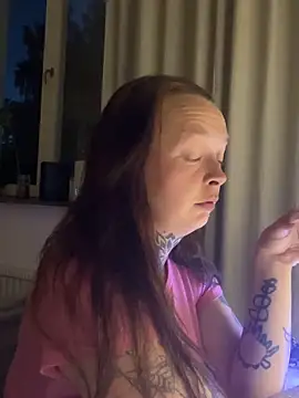 Elleeen webcam