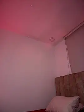 Hips_hannah webcam