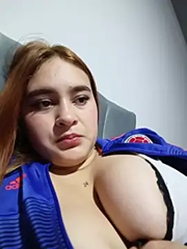 katty_42 live cam on StripChat
