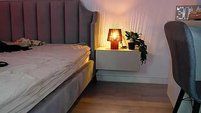 WowMila webcam