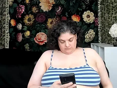 Exxxotic_Melons webcam