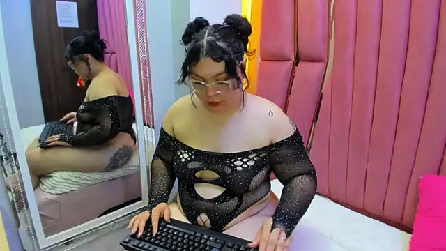Sweet_Nova_ webcam