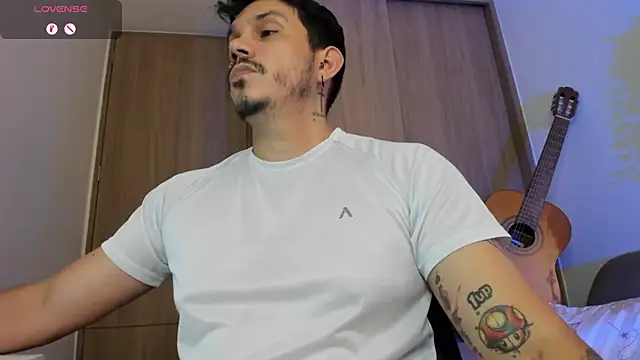 alejandro_stark webcam