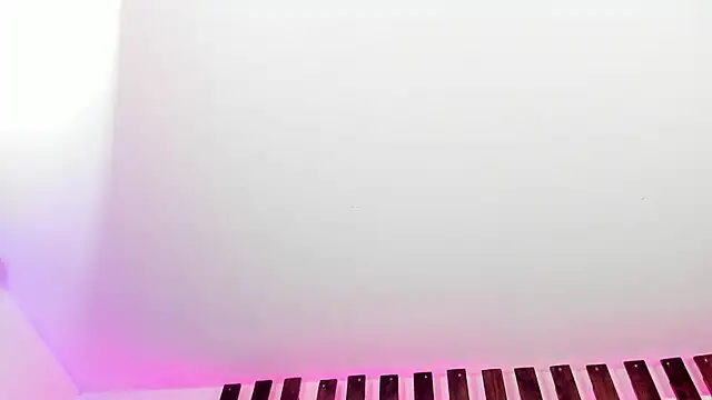 MeowMota_ live cam on StripChat
