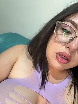 MileyGia webcam