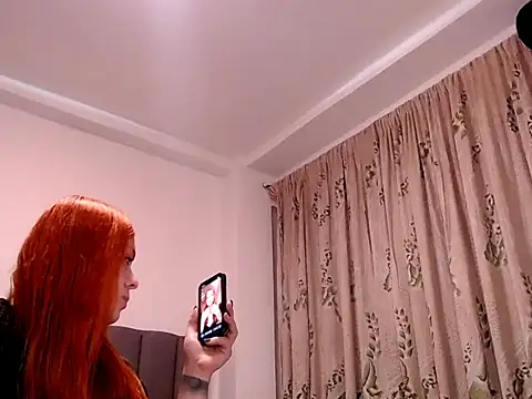 saara_johnson496 webcam