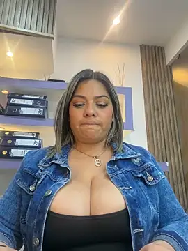 isabella_horney_ webcam