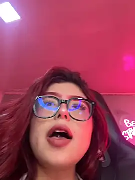 Red_Bunny_v webcam