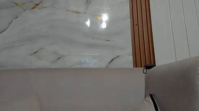 LilyGarcia webcam