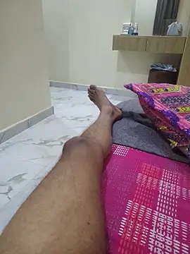 santhoshkannadaboy webcam