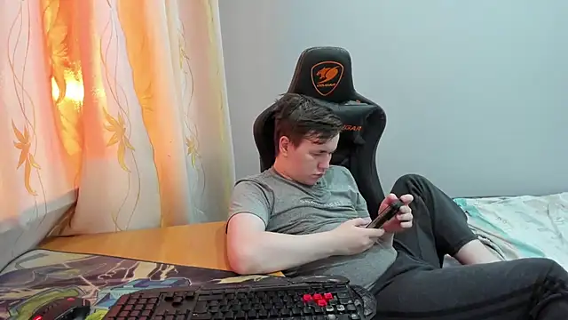 iliaskrislove webcam