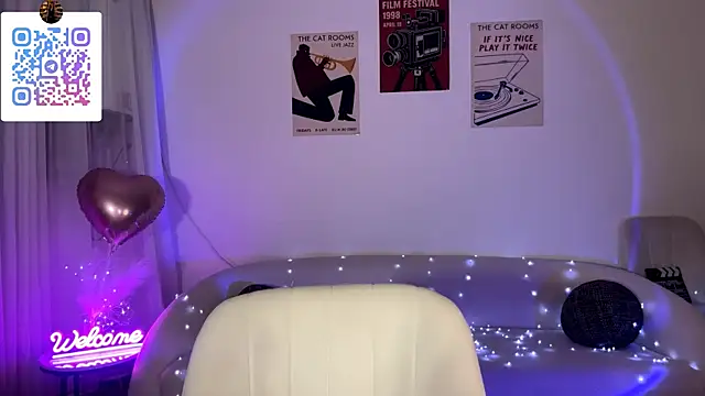 LinaMour webcam