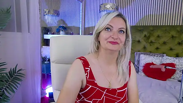 LadyTouch webcam
