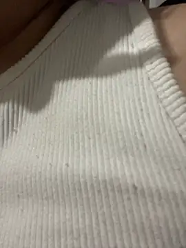 KaroVelvet live cam on StripChat