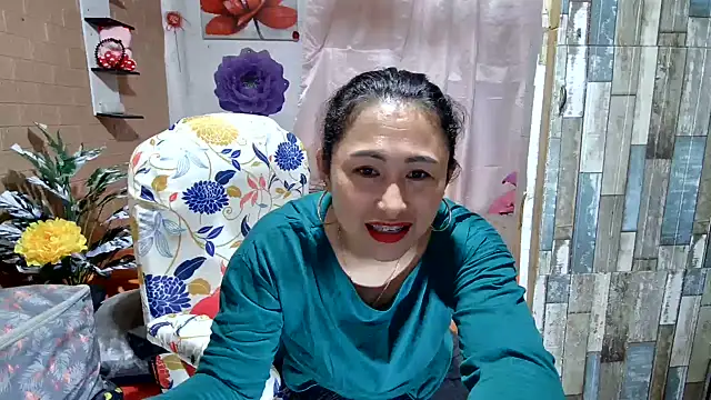 Filipina_Desire live cam on StripChat