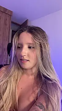 MiaPetit_ webcam