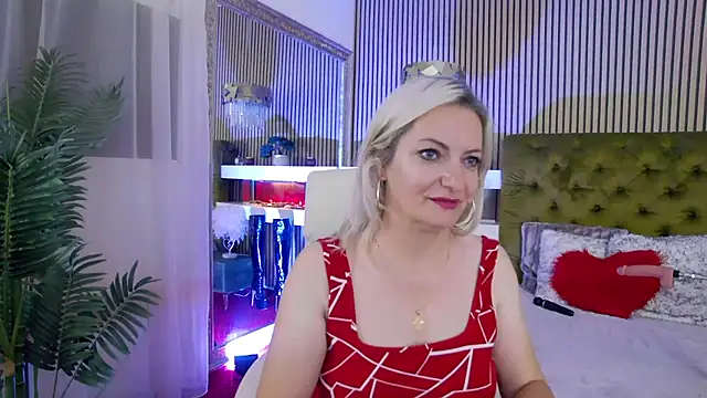 LadyTouch webcam
