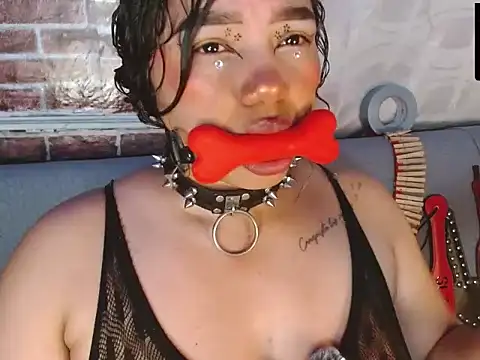 emma_bdsm_ webcam